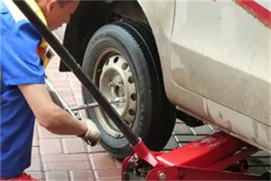 九龙坡附近拖车24小时服务热线电话